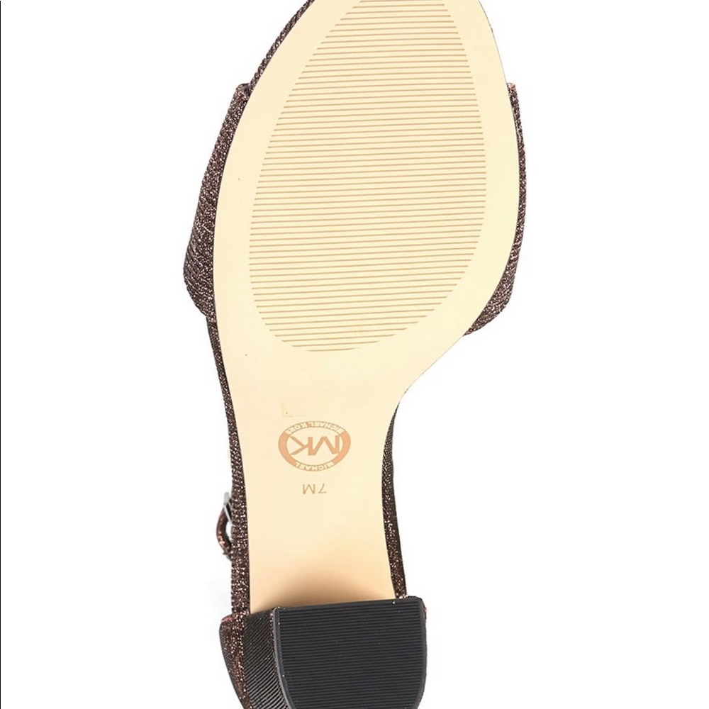 🤎Michael Kors Leela Gleeter Sandle🤎 - Picture 5 of 7